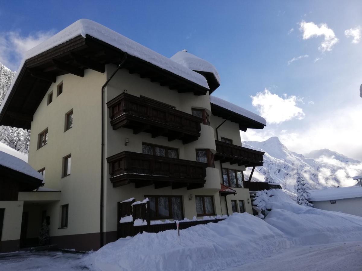 Appartement Adlerhof à Sankt Leonhard im Pitztal Extérieur photo